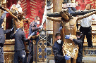 Crucifixo que salvou Roma da Peste negra é levado à Praça São Pedro para benção extraordinária
