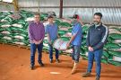 Governo Municipal de Santo Ângelo, entrega sementes para formação de pastagens