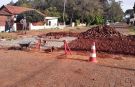 Prefeitura de São Luiz Gonzaga realiza a manutenção do calçamento de pedras irregulares 