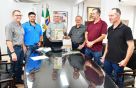 Promotores convidam prefeito para Festa da Colheita e Rodeio Crioulo em Santo Ângelo