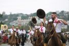 Movimento Tradicionalista Gaúcho cancela desfile de 20 de setembro e propõe cavalgadas solidárias para auxiliar as vítimas das enchentes